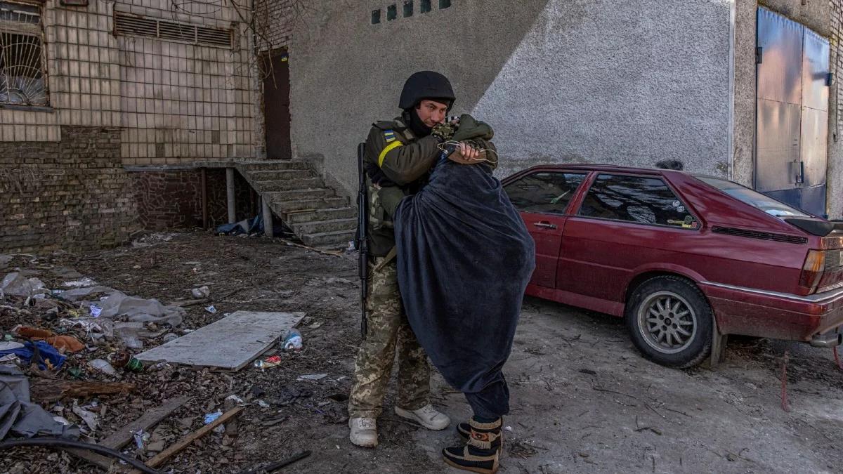 Ukraina: atak lotniczy na Dniepr, wybuchy w Łucku i Iwano-Frankowsku