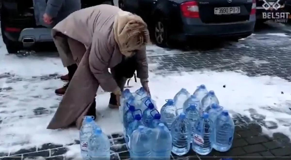 "Nowe represje". Opozycyjna dzielnica od trzech dni nie ma wody, mieszkańcy Mińska solidarnie pomagają