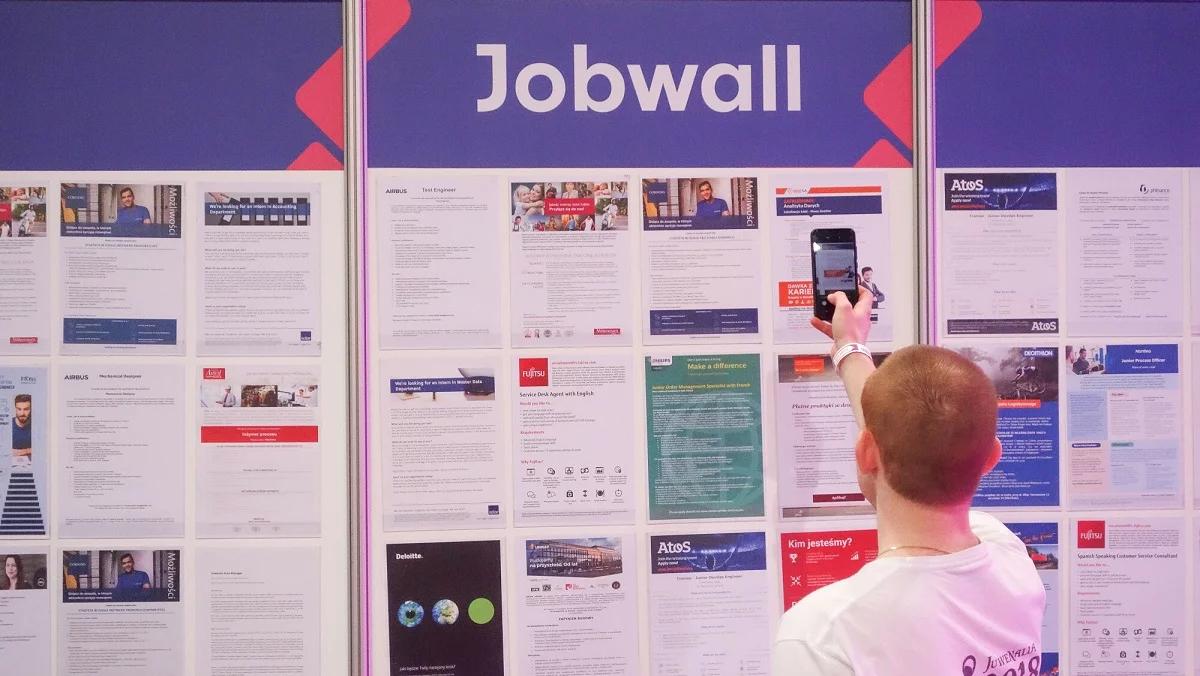 Dyskryminację poczuła połowa pracujących. Problemem wiek, płeć i kod pocztowy