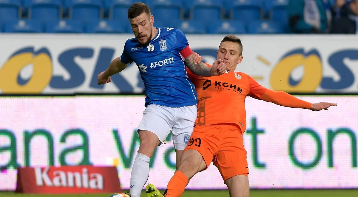 Ekstraklasa: Lech błyskawicznie wypisał się z walki o tytuł? Problemy zespołu Nawałki widoczne gołym okiem