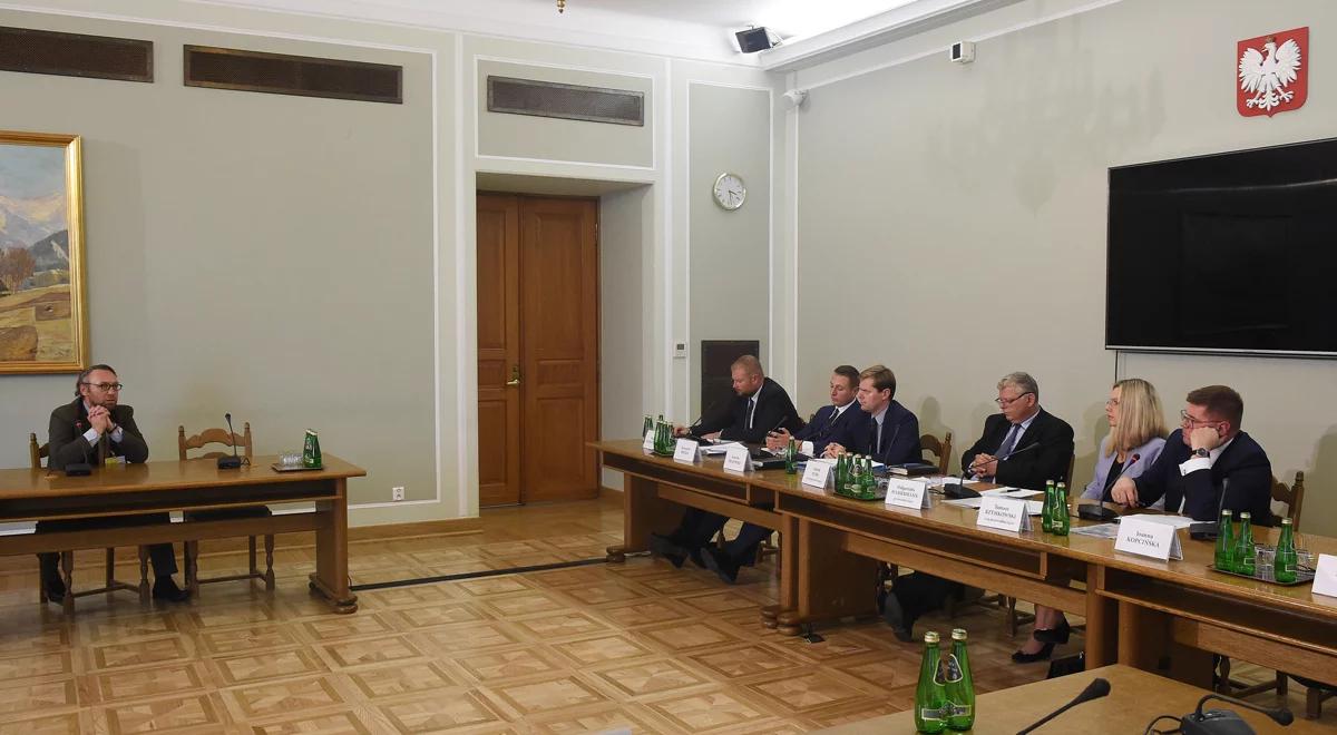 „Przerażająca jest powszechna amnezja podczas przesłuchań przed komisją ds. Amber Gold”