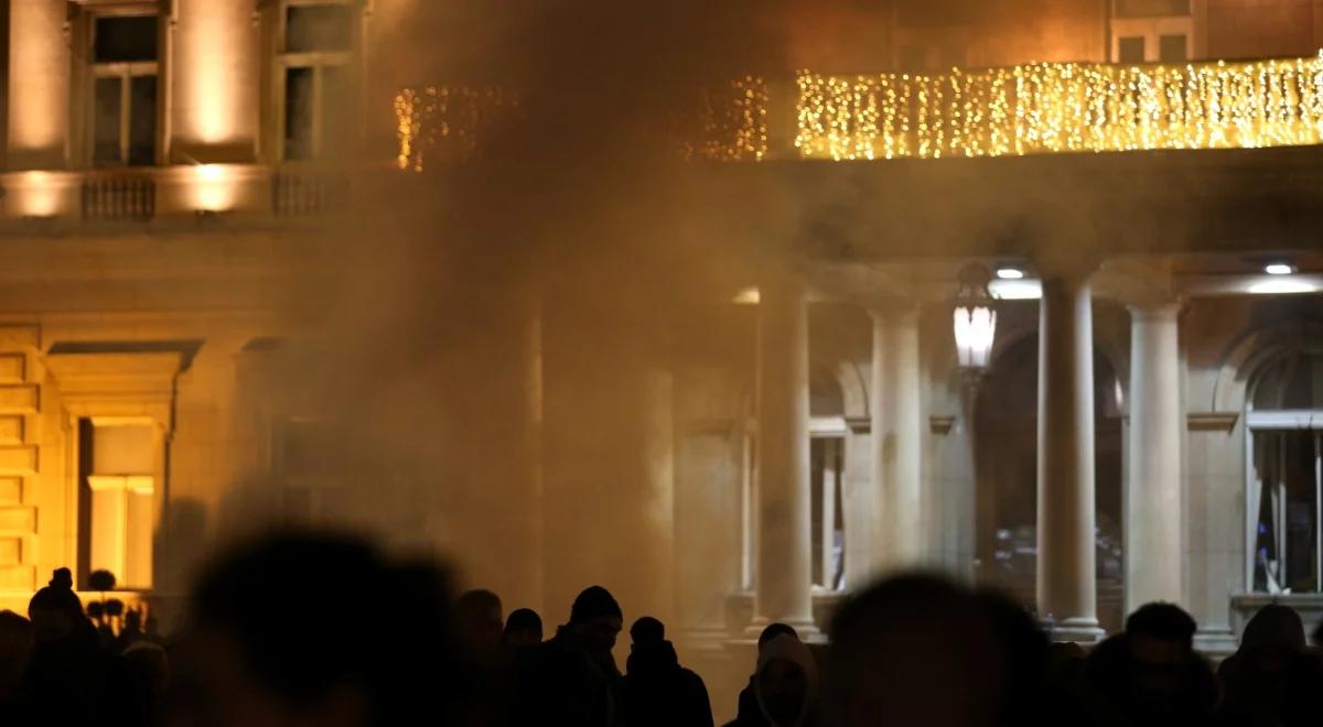 Protesty w Belgradzie. Premier Serbii dziękuje rosyjskim służbom za informację o planach demonstrantów