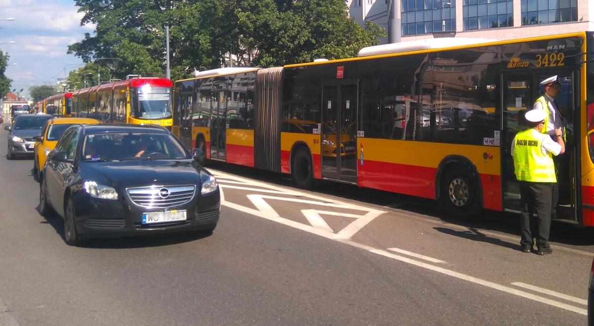 Warszawa: weekendowe utrudnienia w ruchu związane z marszami i maratonem