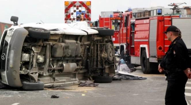 Tragiczny wypadek na A4. Dwie pasażerki busa w śpiączce 