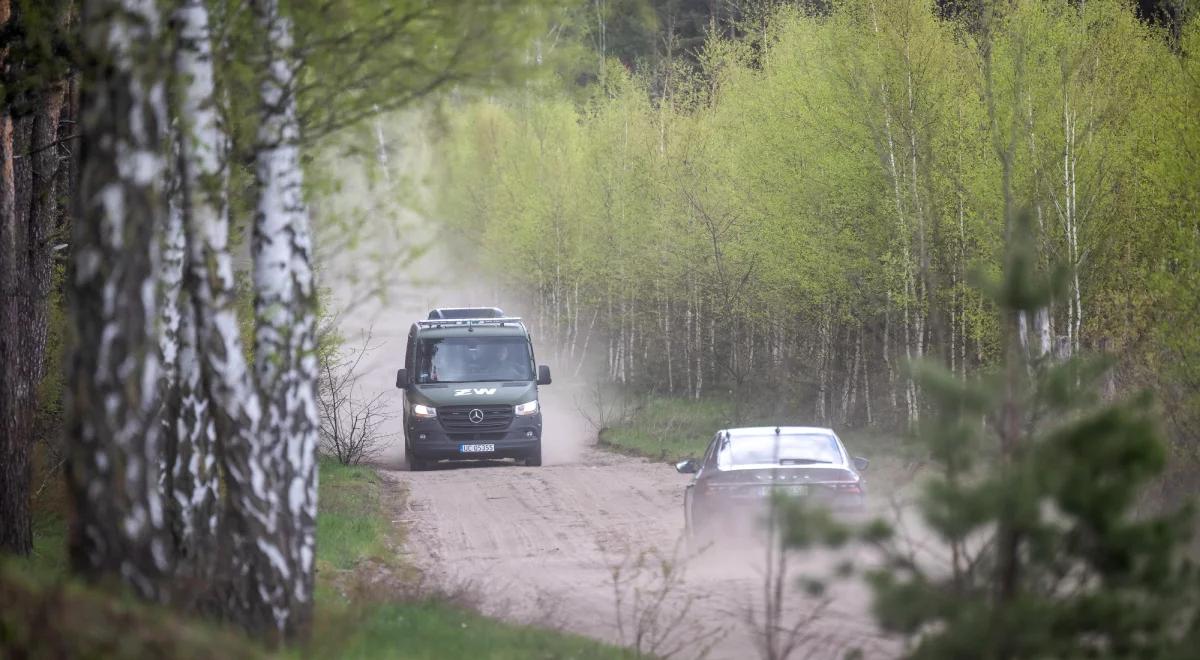 Wypadek wojskowego pojazdu. Ranni żołnierze, w akcji śmigłowiec LPR