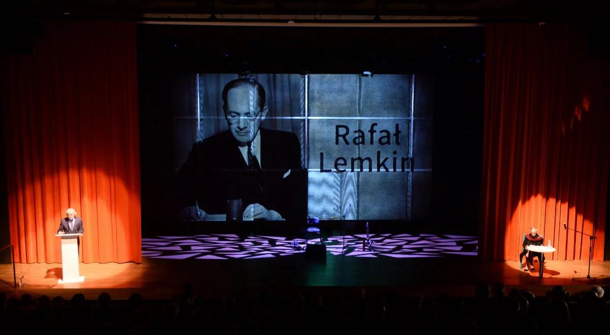 Armin Wegner, ks. Wojciech Zink i Rafał Lemkin uhonorowani tytułem "Sprawiedliwego” przez muzeum Polin