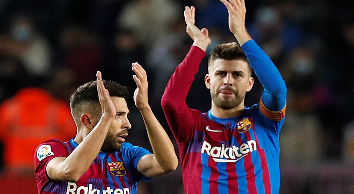 La Liga: FC Barcelona chce przewietrzyć kadrę. Pique i Alba na wylocie 