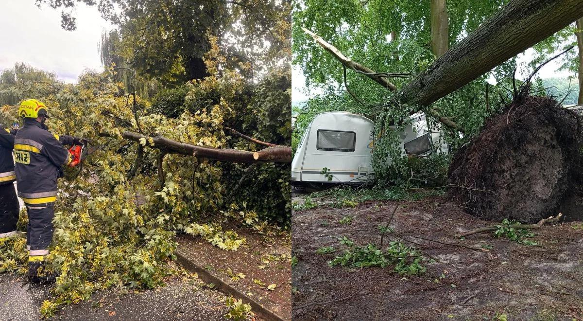 Strażak trafiony piorunem, ewakuacje i zaginieni. Skutki nawałnic nad Polską