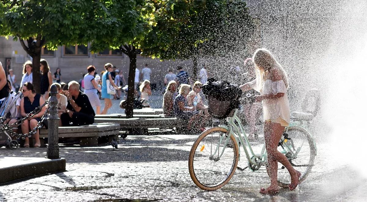 Fala upałów w Polsce. IMGW ostrzega przed temperaturą i burzami z gradem