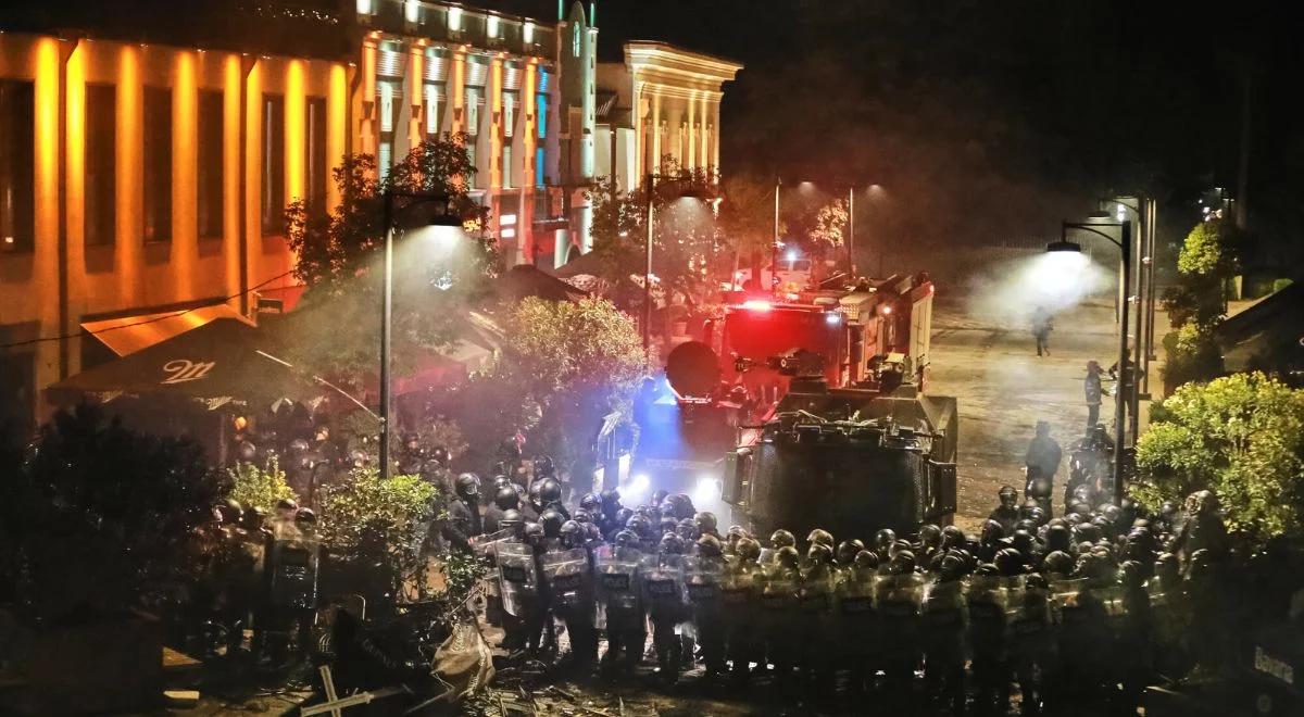 Wybory w Gruzji w cieniu protestów. Władze: to zbrojny przewrót