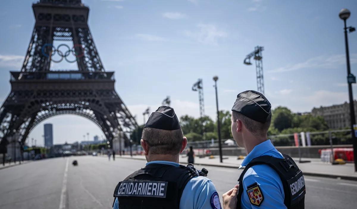 Szpiedzy udają media? Francja odmawia akredytacji na igrzyska