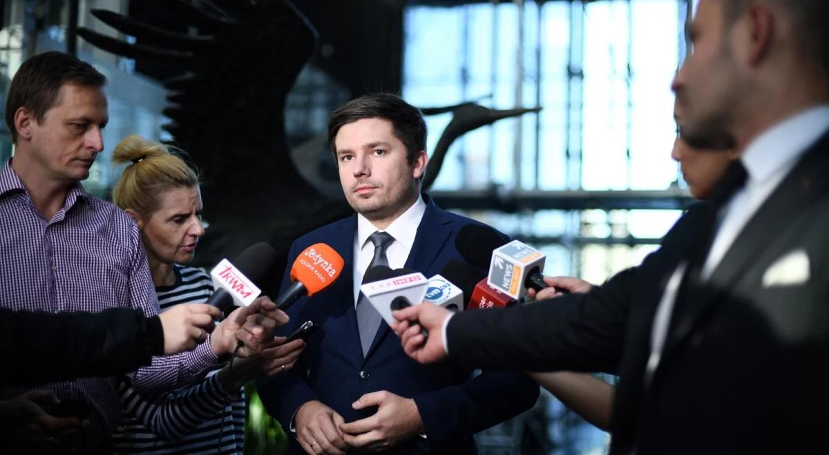 Bez negocjacji w PLL LOT. Związkowcy nie chcą rozmawiać z zarządem
