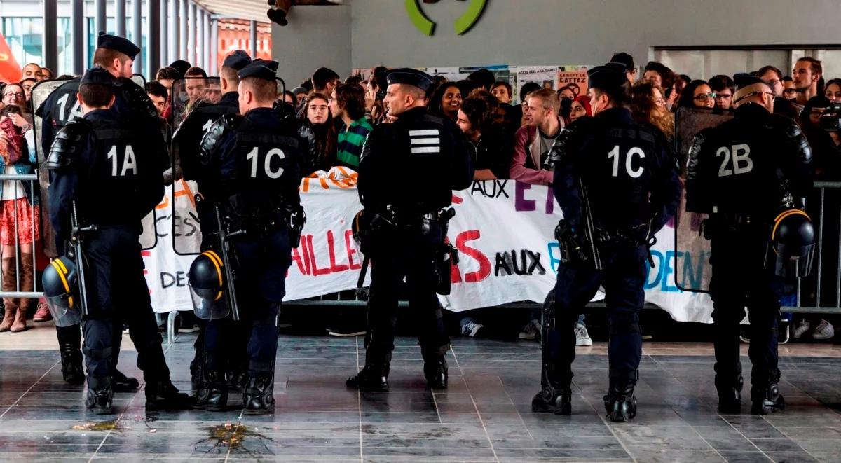 Francja: demonstracja emerytów. Rząd zamroził świadczenia 