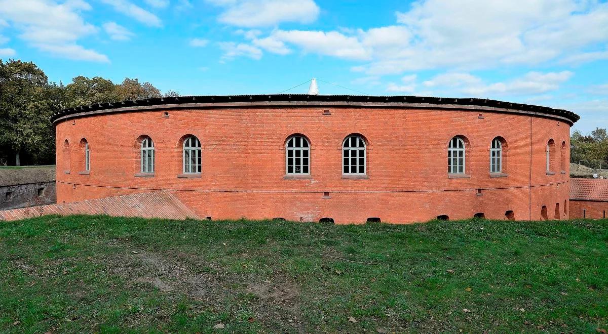 Gratka dla miłośników militariów w Forcie Legionów w Warszawie