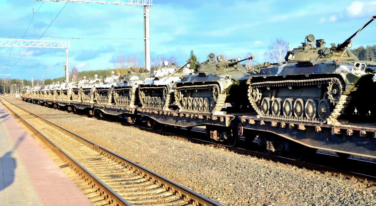 Rosja wciąż grozi Ukrainie. Dziś nadzwyczajna narada ministrów obrony i szefów MSZ NATO