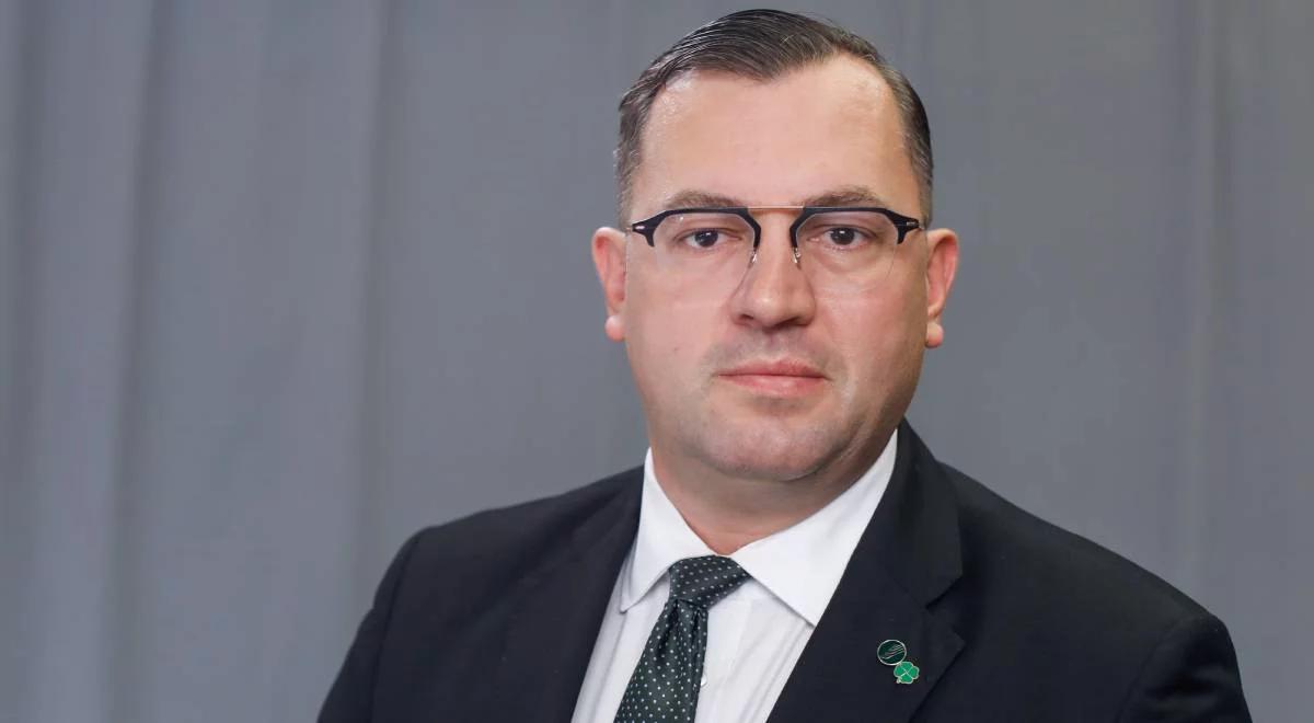 Kołodziejczak i Collegium Humanum. "Oczekuję wyjaśnienia sprawy"