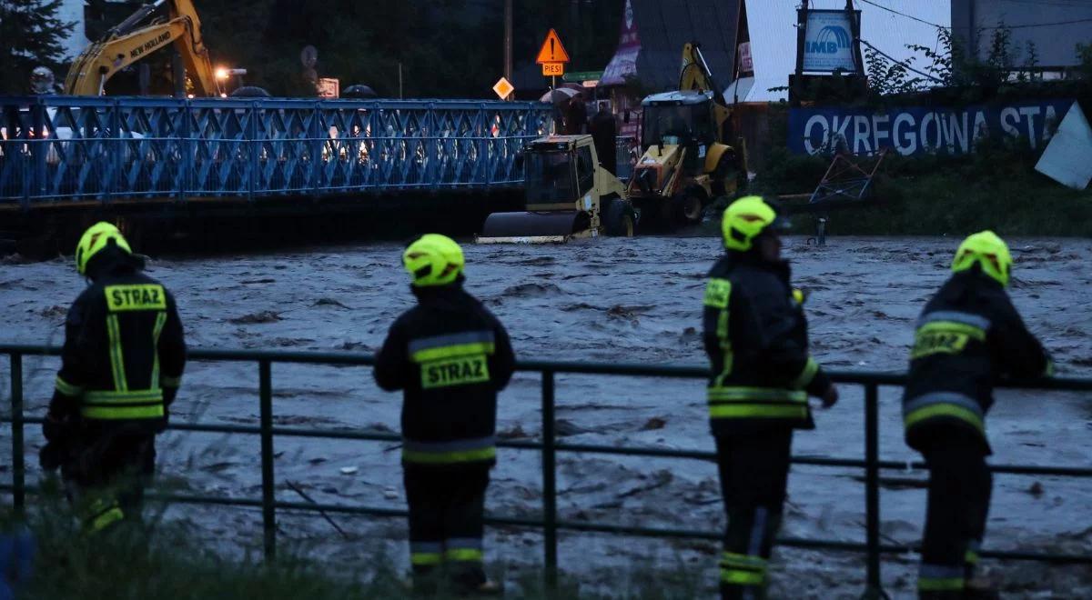 Stany ostrzegawcze na rzekach, możliwe podtopienia. Alerty IMGW