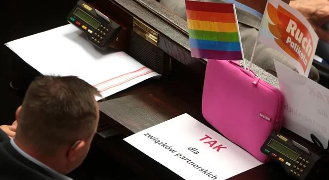 Sejm nie zajmie się dziś projektami o związkach partnerskich