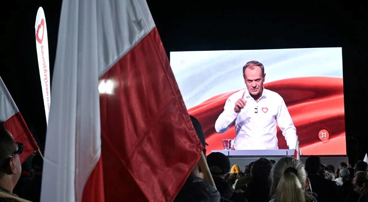 "Nikt nie wie, ile zarabia, kto go finansuje?". Rzecznik PiS wzywa Tuska do ujawnienia oświadczenia majątkowego