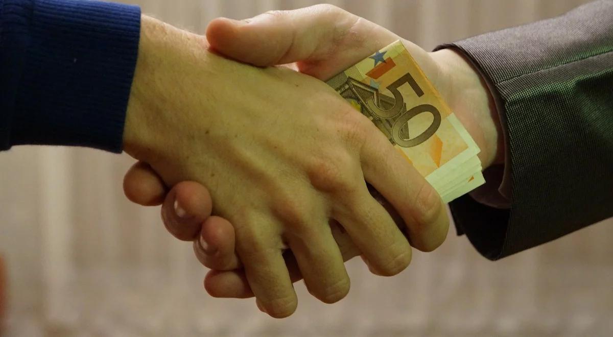 Ukraina zwalczy korupcję? Prokuratura będzie badać majątki polityków i urzędników