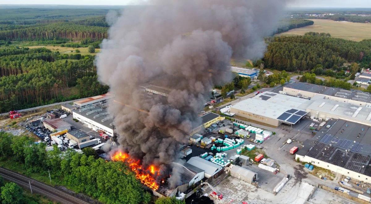 Pożar toksycznych odpadów w Przylepie. Rzecznik lubuskiej PSP: najtrudniejsza akcja w województwie