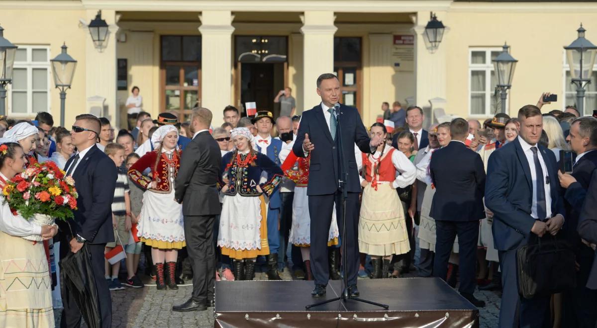 Wypowiedź Andrzeja Dudy o "wyimaginowanej wspólnocie". Komentarze publicystów