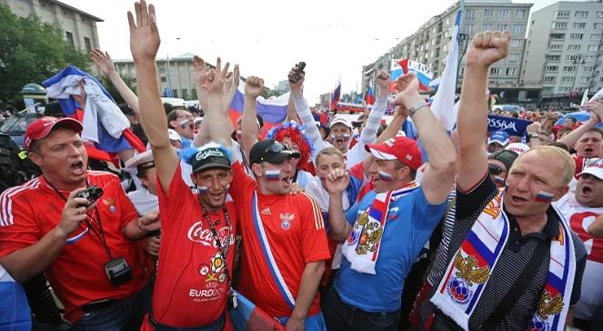 Warszawa: marsz Rosjan dotarł na Stadion Narodowy