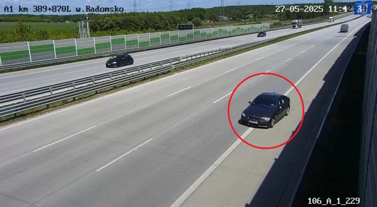 Rajd A1 pod prąd. Kierowca nagle wysiadł i ruszył pieszo. "Mówił, że idzie do Gdańska"