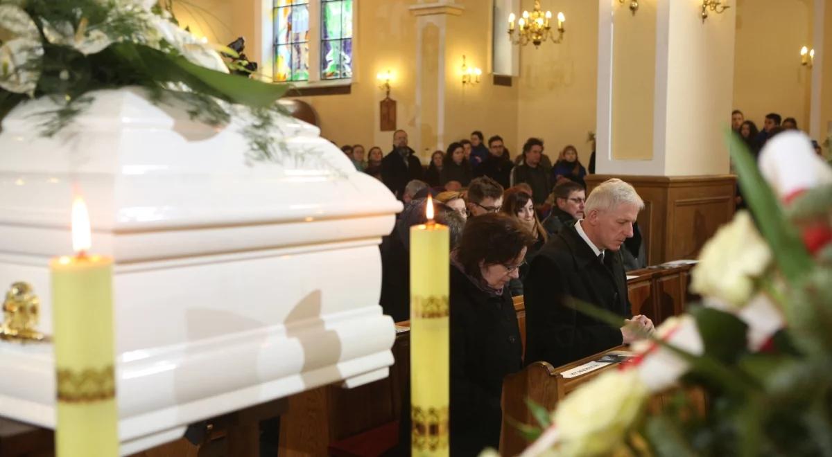 "Miłość Heleny będzie towarzyszyła nam zawsze". Pogrzeb Polki zamordowanej w Boliwii