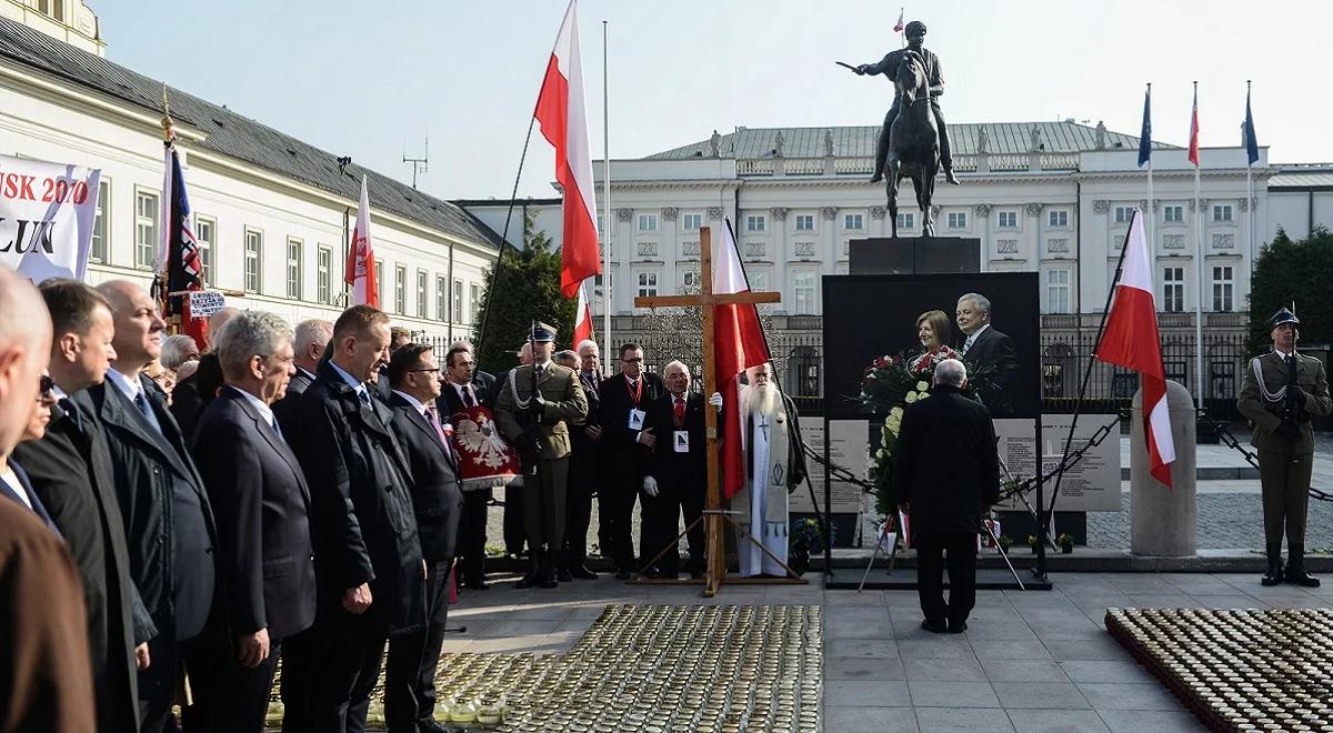 Msza święta i apel pamięci w 8. rocznicę katastrofy smoleńskiej 