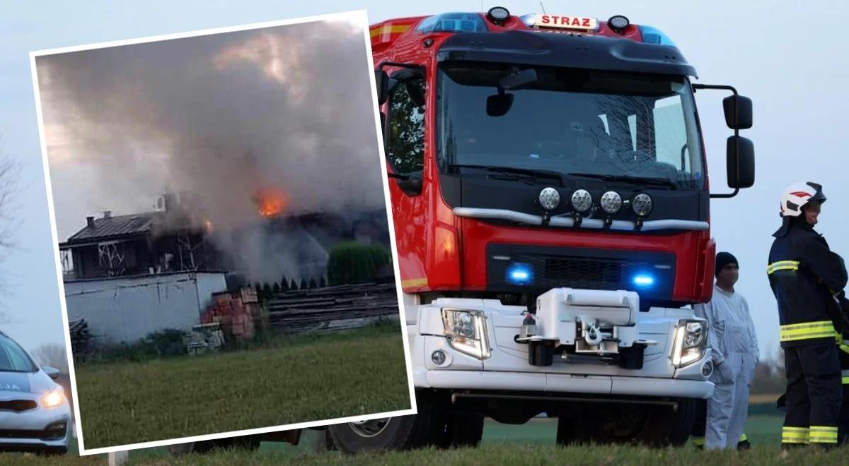 Kłęby dymu nad Rzeszowem. Pożar na osiedlu domów szeregowych