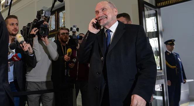 "Był dobry moment, by zakończyć kontrowersje wokół szefa MON"