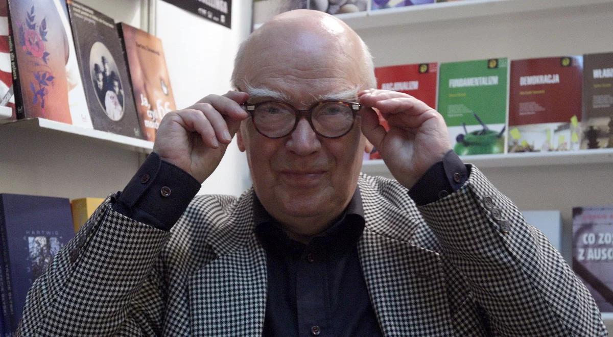 Jarosław Marek Rymkiewicz. "Poeta cudownych sprzeczności", "twórca wielu epok"