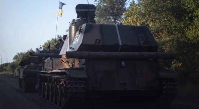 Rosyjskie ciężarówki z pomocą humanitarną wjadą na Ukrainę? Zacięte walki w Doniecku