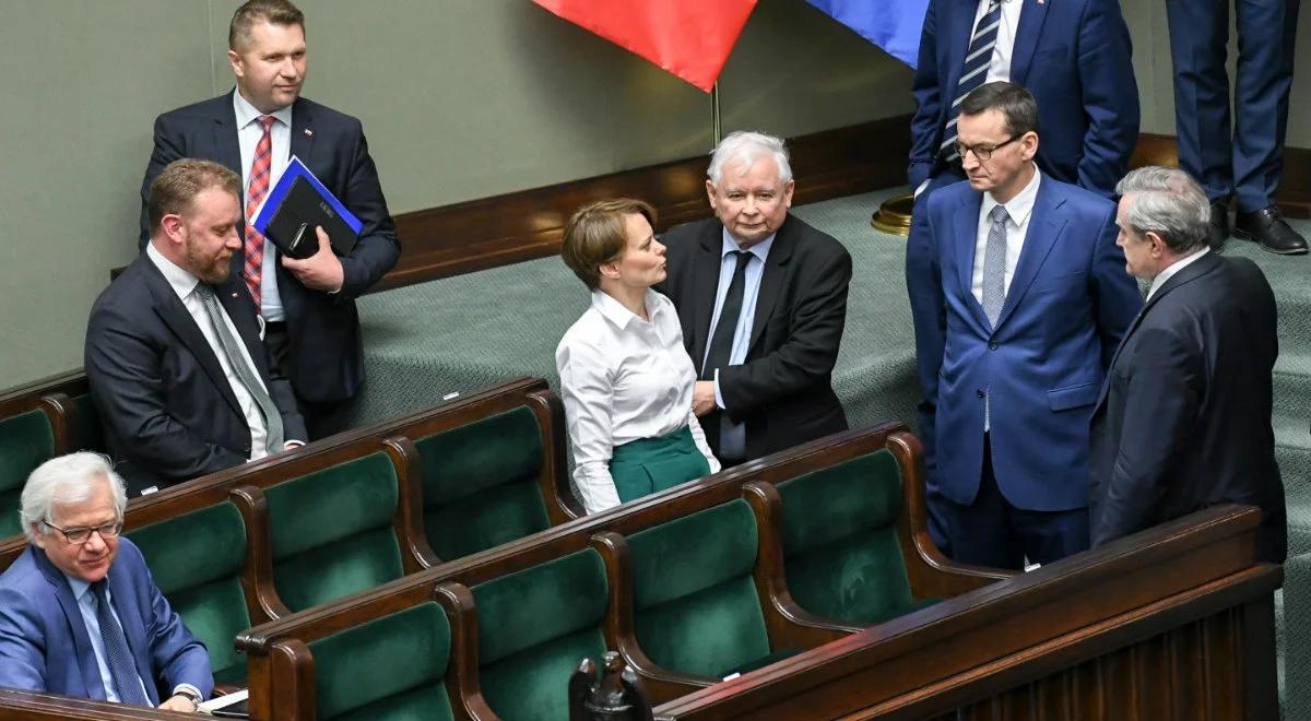 Hiszpański dziennik: polski rząd twardo broni interesów obywateli, a lidera PiS cechuje wiarygodność