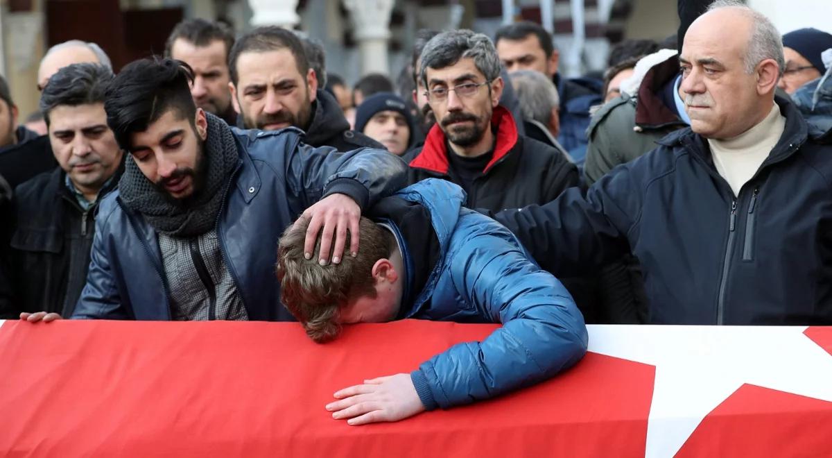 Zamach terrorystyczny na popularny klub w Stambule. 39 osób nie żyje