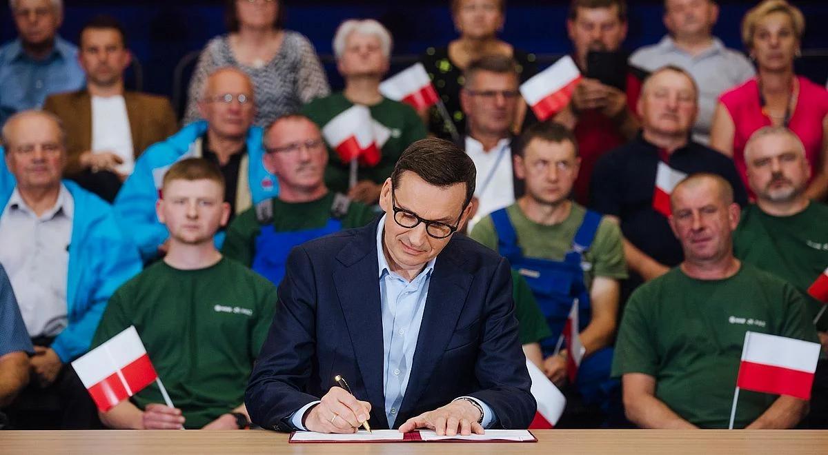 600 mln zł dla Huty Stalowa Wola na nową produkcję. Premier o podpisaniu umowy 