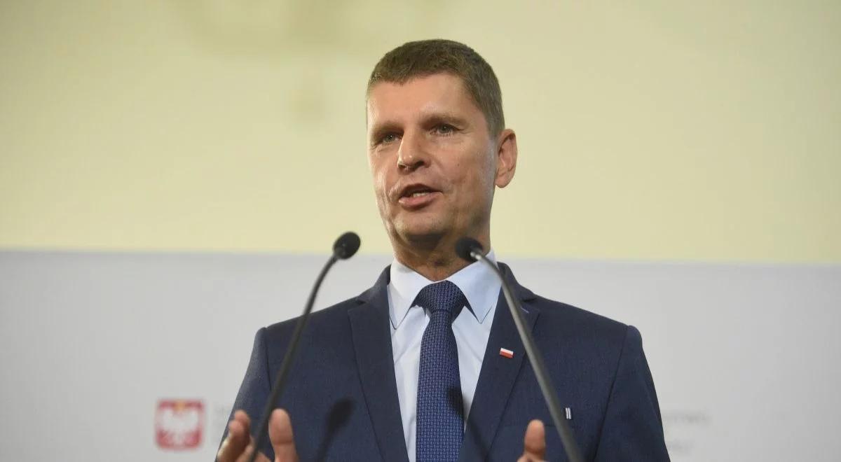 Minister edukacji: szkoły nie są poważnym "rozsadnikiem" koronawirusa