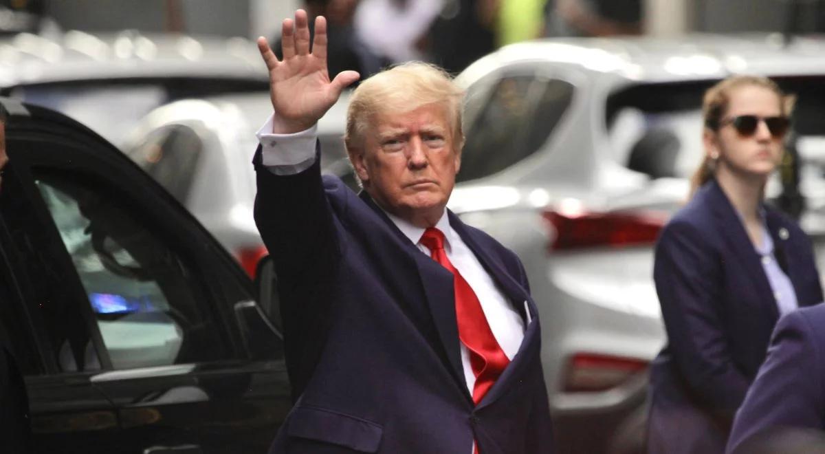 Rewizja w domu Trumpa. Agenci FBI szukali dokumentów dot. broni jądrowej?