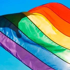 W Paryżu otwarto meczet przyjazny homoseksualistom