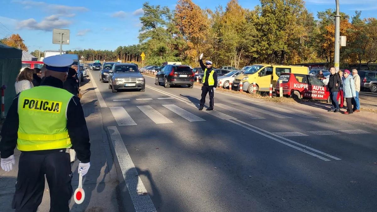 Dzień Wszystkich Świętych na stołecznych drogach. Policja podała wstępny bilans