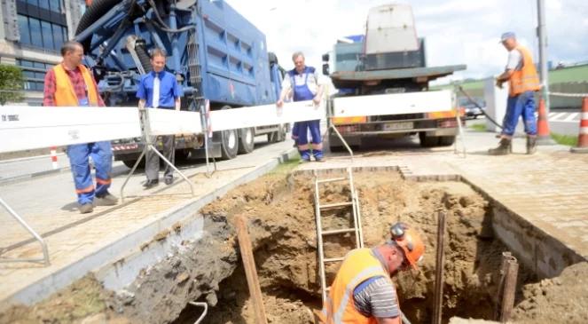 Warszawa: 100 tysięcy osób bez wody