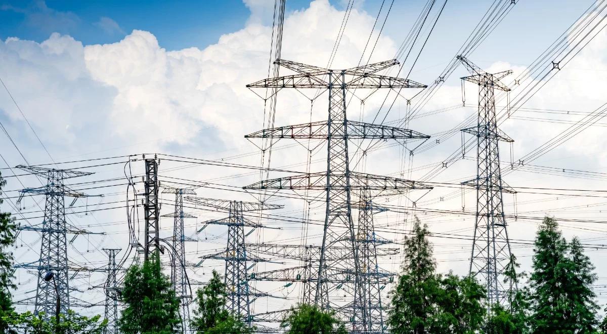 Trwa wyścig o uratowanie ukraińskiej sieci energetycznej. PSE mogą podłączyć linię o napięciu 750 kV