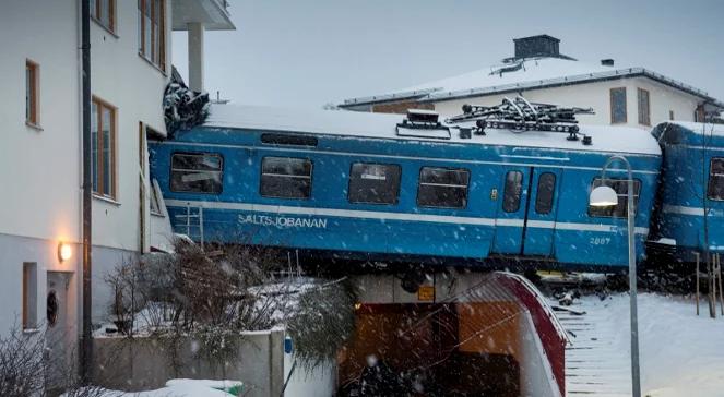 Szwecja: 20-latka porwała pociąg, uderzyła w budynek