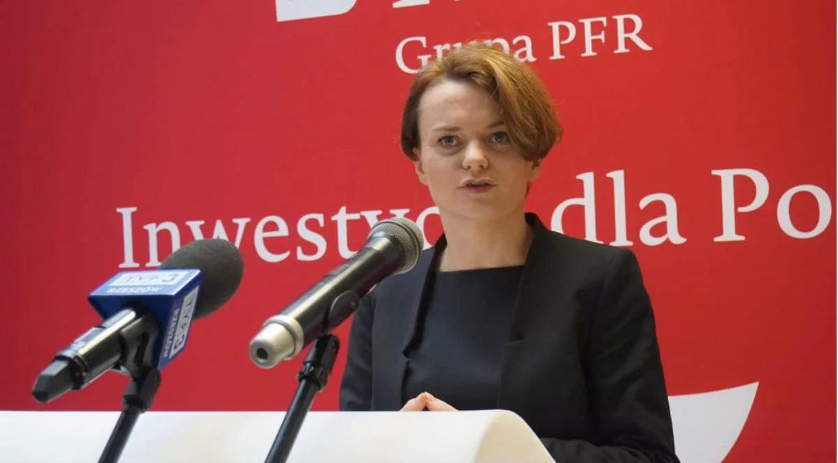 Minister Jadwiga Emilewicz: "trójpak" to miliardy złotych oszczędności dla firm