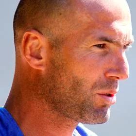 Zidane w sztabie szkoleniowym Realu Madryt?