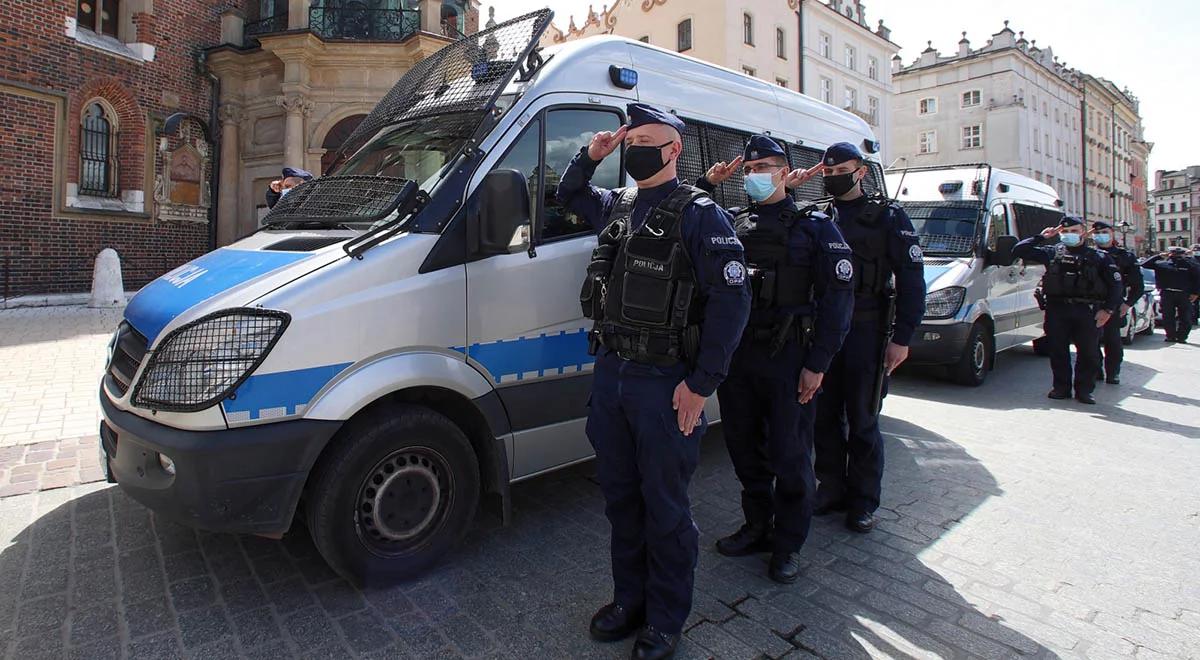 Policjanci w całej Polsce uczcili pamięć asp. Michała Kędzierskiego - policjanta zastrzelonego w Raciborzu