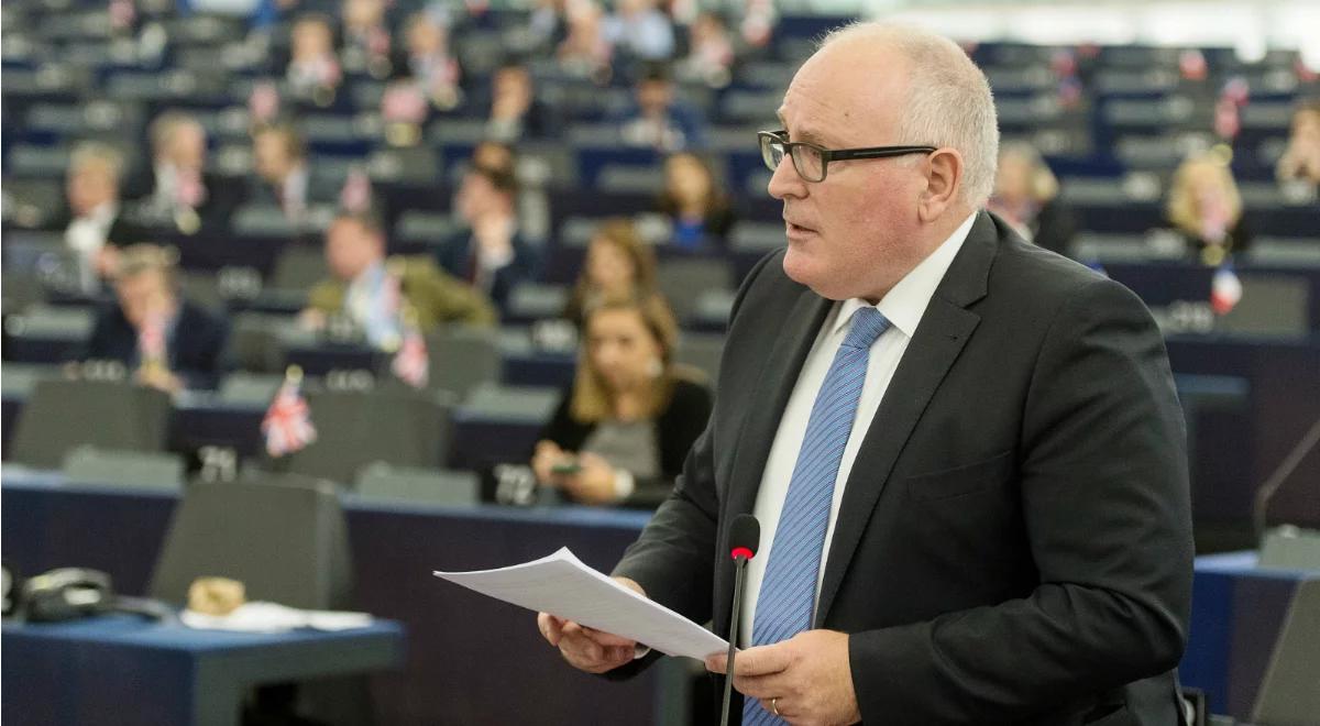 Timmermans o Katalonii: utrzymanie rządów prawa niekiedy wymaga użycia siły
