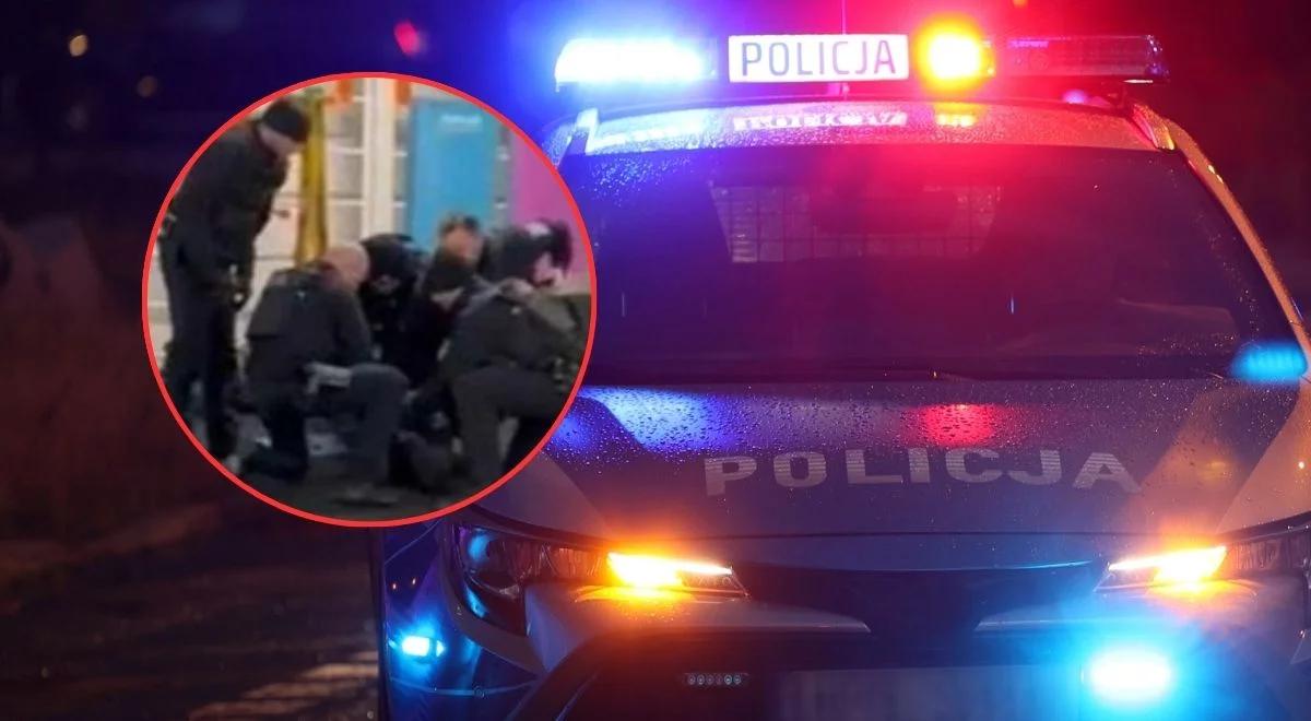 Akcja policjantów na siłowni. Nigeryjczyk zaatakował młotem treningowym