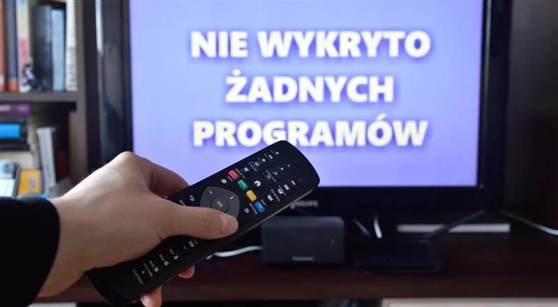 Polacy nie obejrzą dziewięciu kanałów. Zmiany w telewizyjnej ofercie